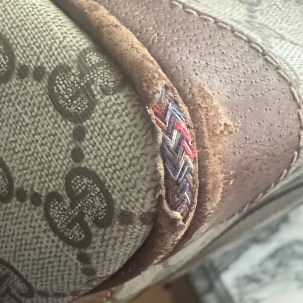 Gucci Ophidia Satchel Monogram Bag. Comes with cherry 🍒 charm - Picture 13 of 15